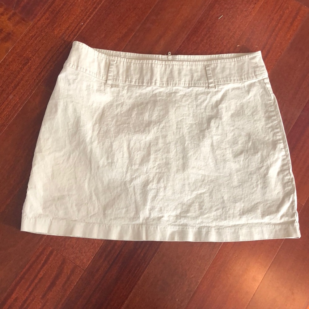 Light tan XOXO khaki lightweight skirt size 7